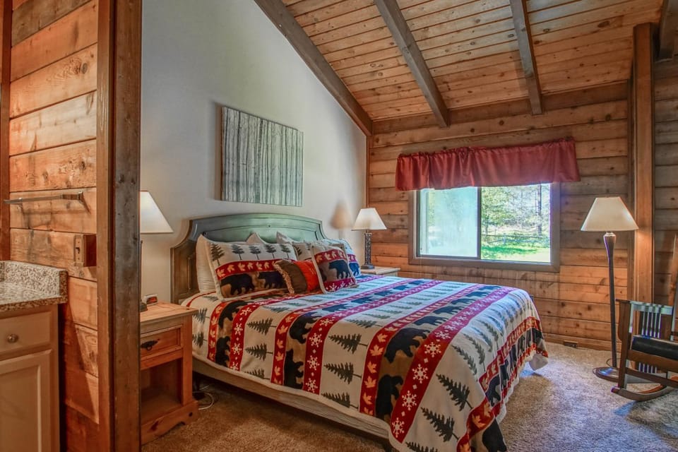 Bed, Bedroom