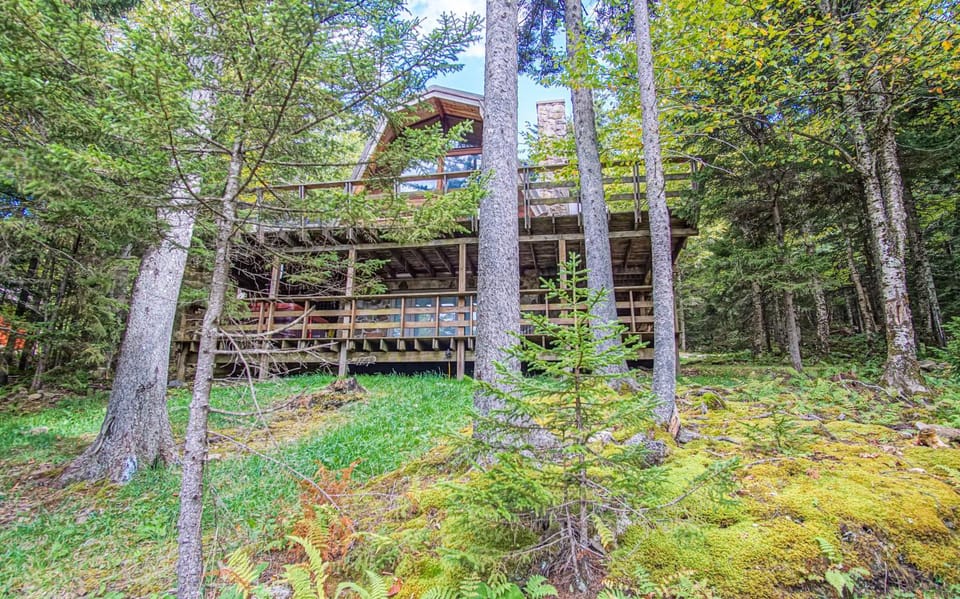 Property building, Day, Natural landscape