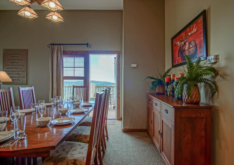Dining area, Alcoholic drinks