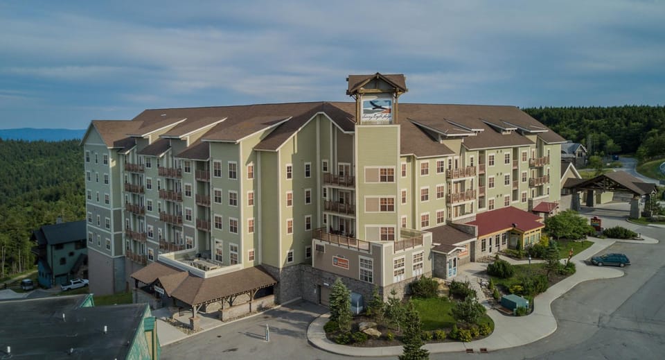 Property building, Day