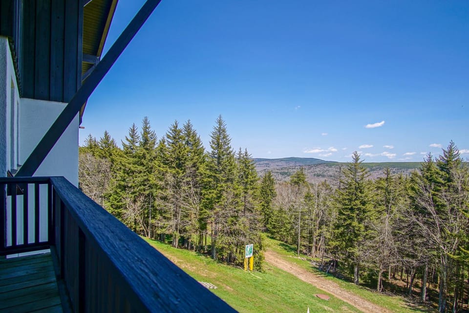Day, Natural landscape, Balcony/Terrace