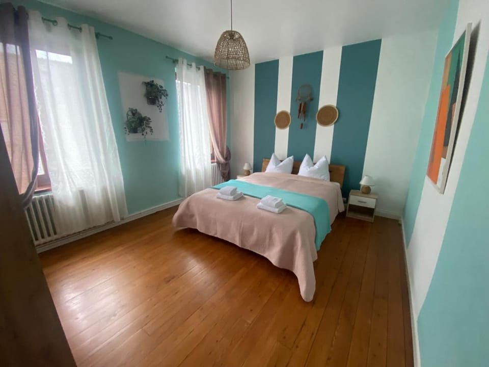 Fredonia-MacBed Apartment in Finistere