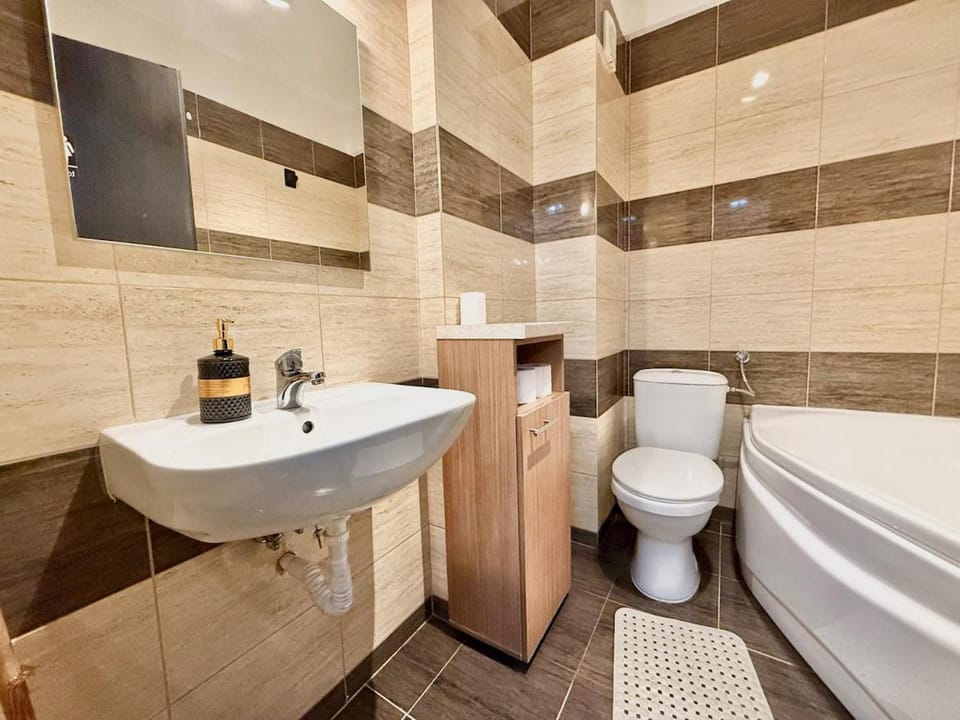 Bathroom, Bath
