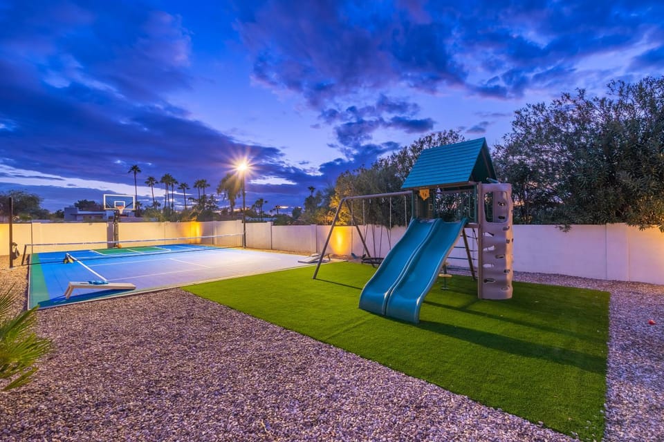 4Million Designer WaterslideWonderlandTheatreGymSportCourtShuffleboard Court Villa in Scottsdale