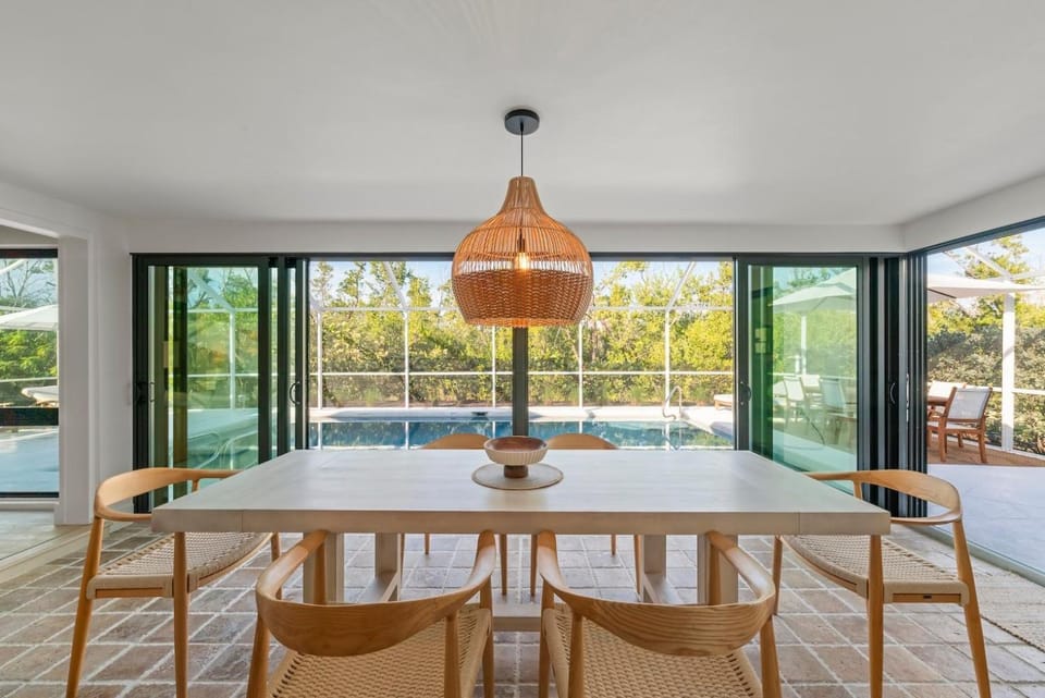 Buttonwood Breeze House in Sanibel Island
