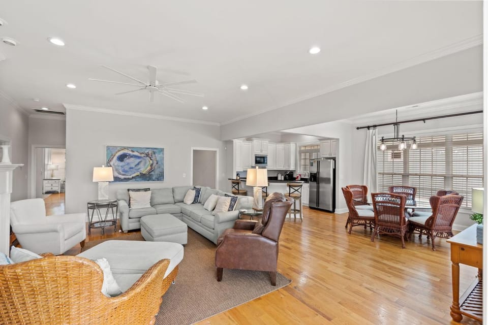 2 Of A Kind Gotta Full House - 3rd Row - Crescent Beach Section House in North Myrtle Beach