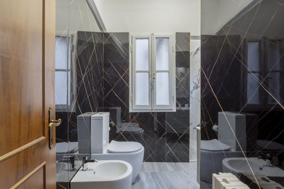 Delux Via Faenza Apartment in Florence