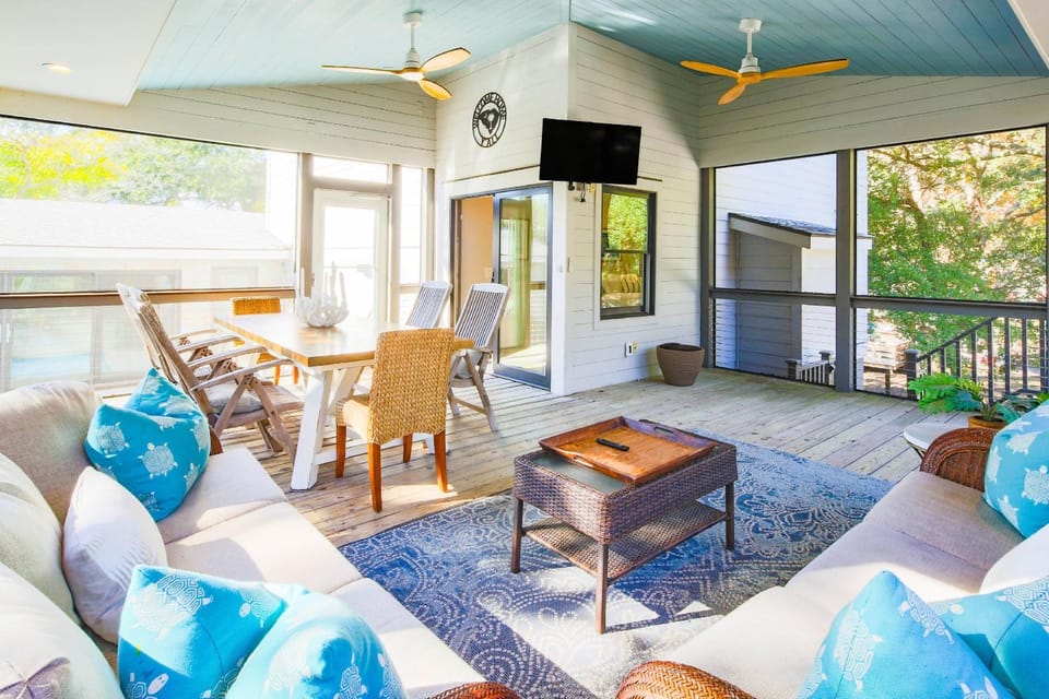 Salty Lime House in Isle of Palms