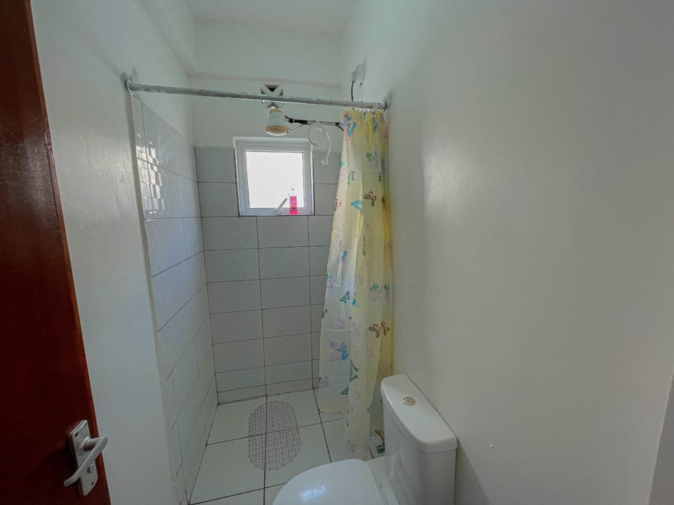 Bathroom, Internal: Not applicable to any particular room
