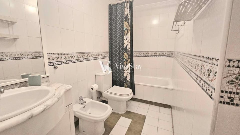 Toilet, Bathroom, Bath