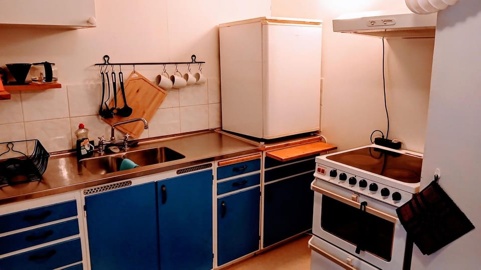 oven, stove, kitchen