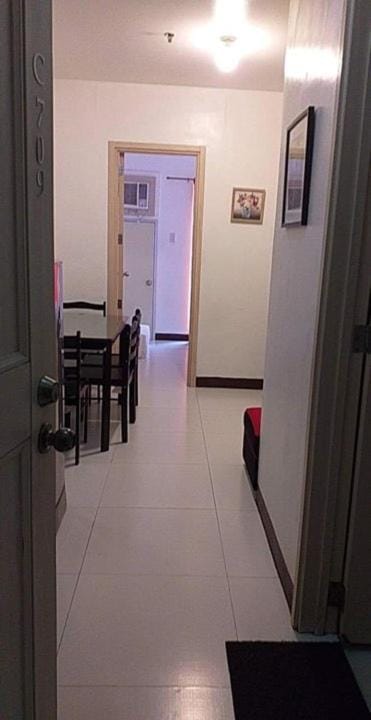 Chateau Elysse a51 near Airport Apartment in Paranaque