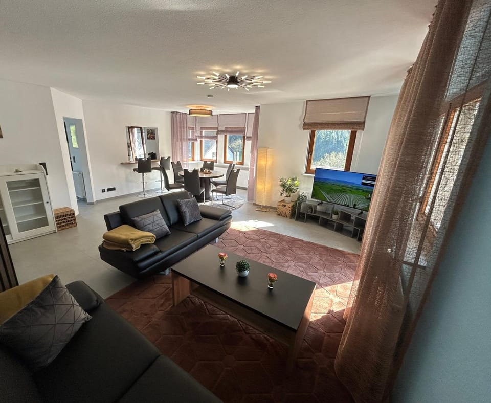 Communal lounge/ TV room, Living room