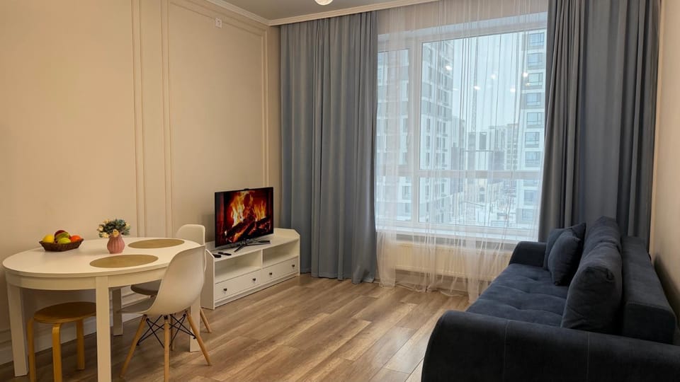TV and multimedia, Living room, Photo of the whole room, Seating area