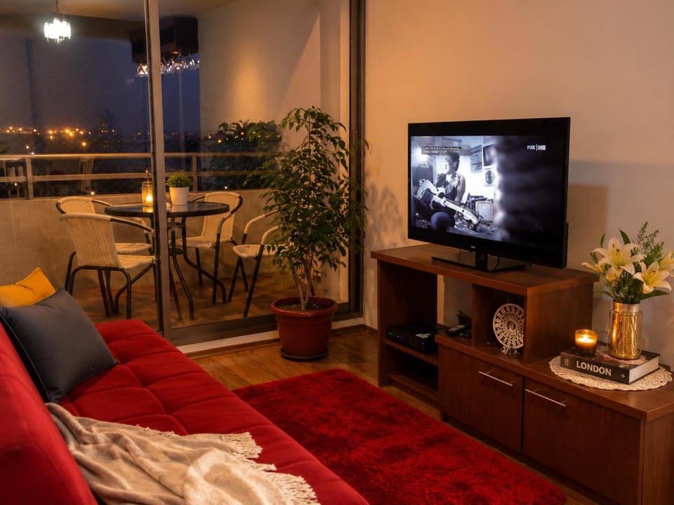 Bed, TV and multimedia, Photo of the whole room, Evening entertainment
