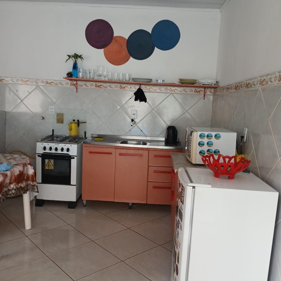 Edícula com piscina e Wi-fi Bed and Breakfast in Barra Velha