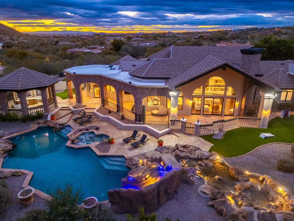 Scottsdale Diamond Mtn OasisWaterslidePickleball House in Scottsdale