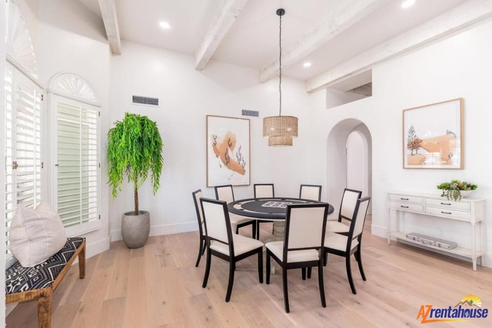 Windrose House in Scottsdale