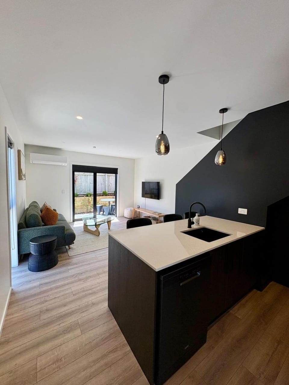 The Queenstown Haus - Prime location Apartment in Queenstown