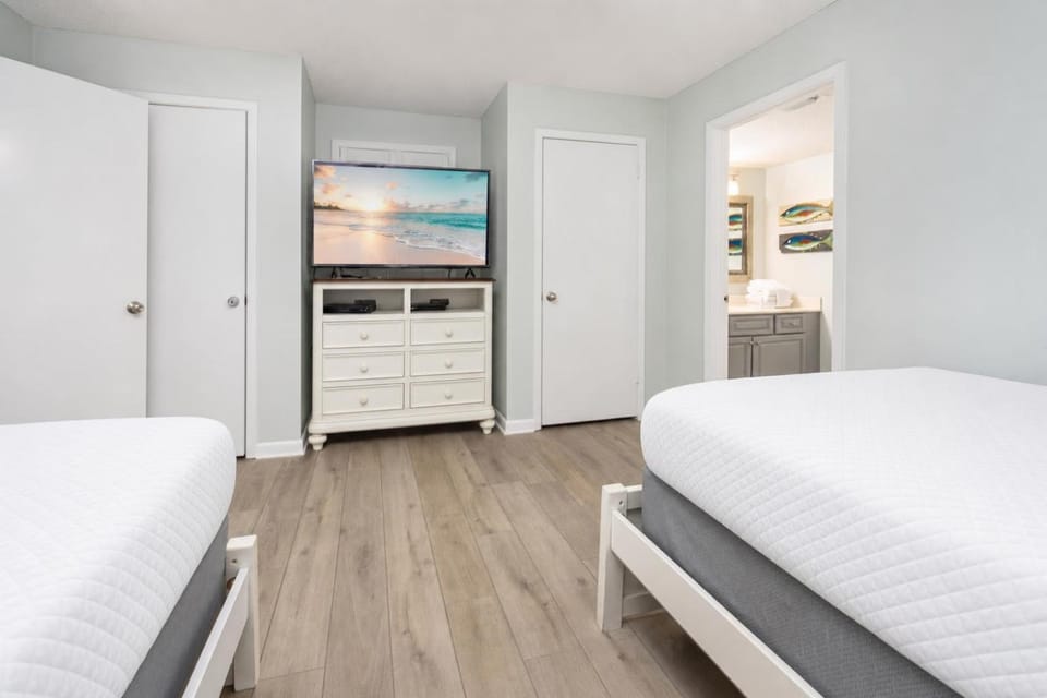 Phoenix East 410 Apartment in Orange Beach