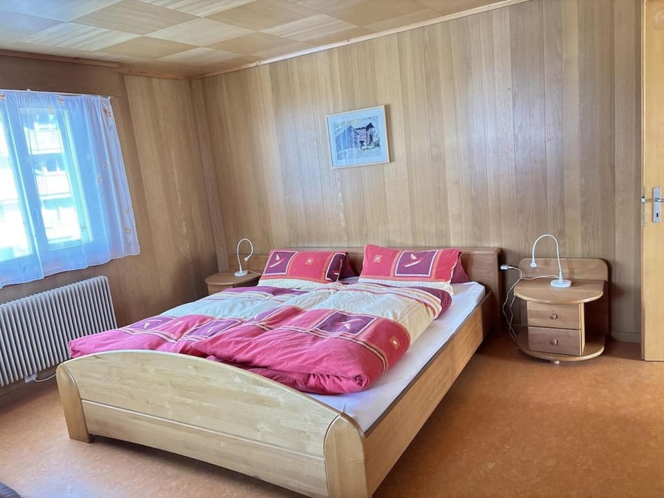 Easy Central Stay with Parking Apartment in Canton of Valais