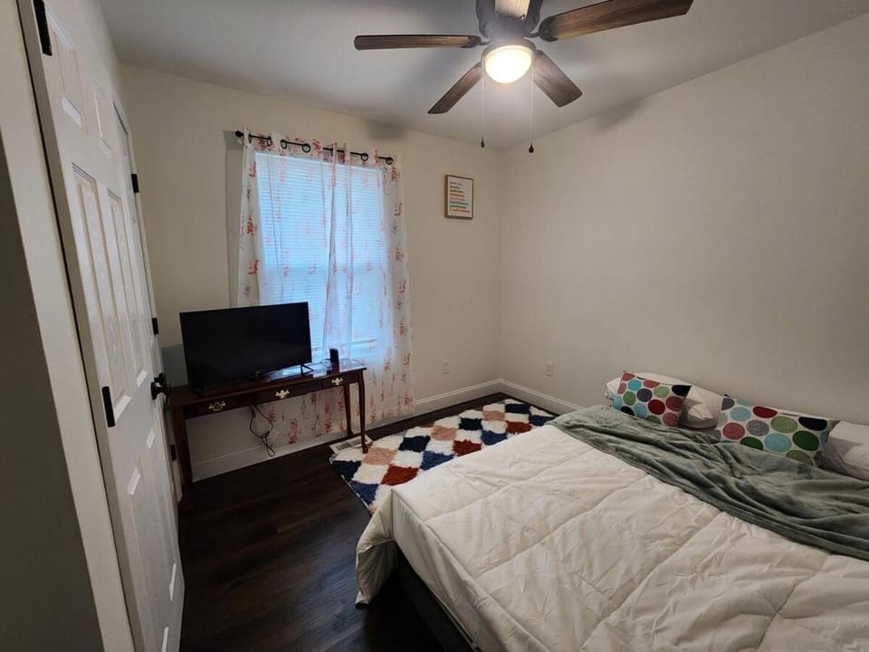 Cozy Maverick of Corbin! Dog Friendly! House in Kentucky