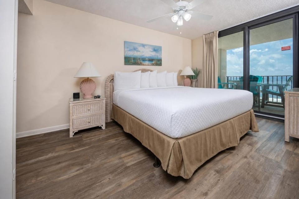 Phoenix East 704 Apartment in Orange Beach