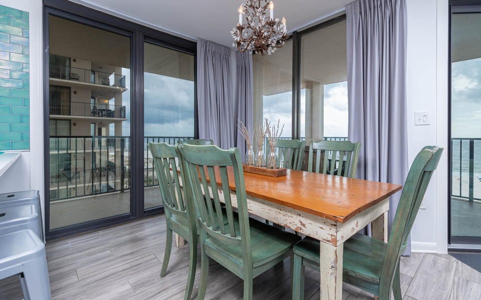 Phoenix East 711 Apartment in Orange Beach