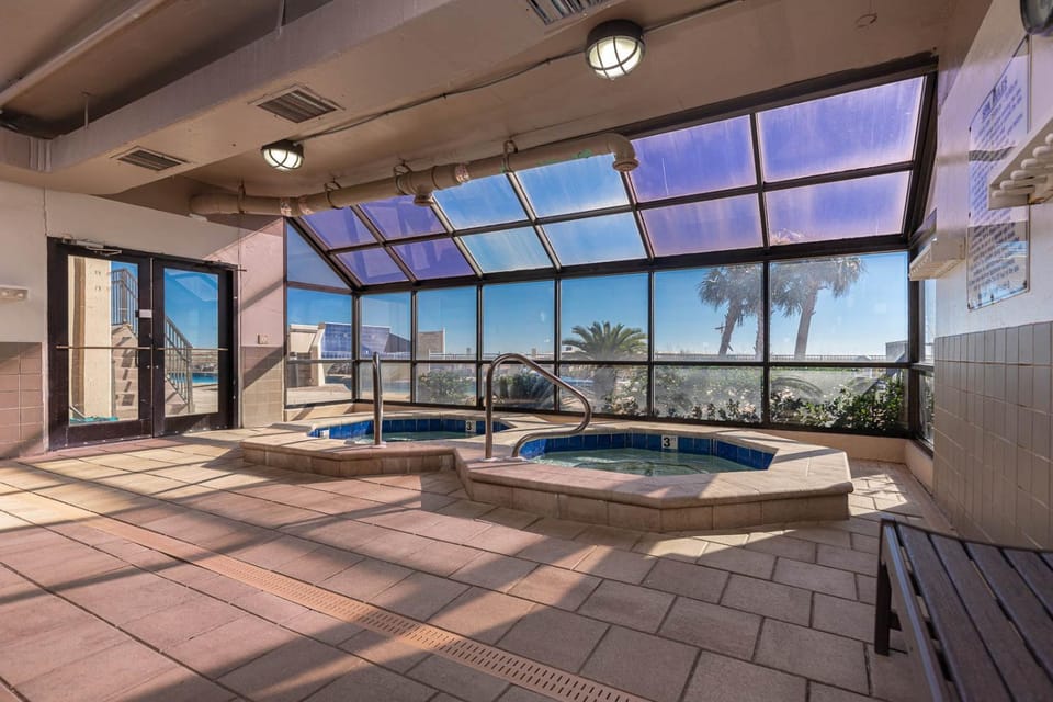 Phoenix East 802 Apartment in Orange Beach
