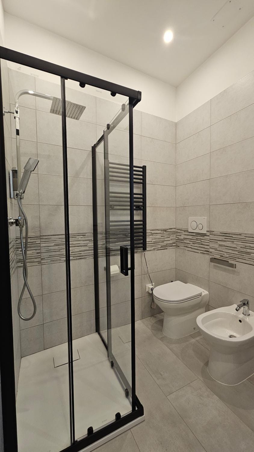 Smart House - Appartamento moderno a Prato con ingresso indipendente, 25min da Firenze Apartment in Prato