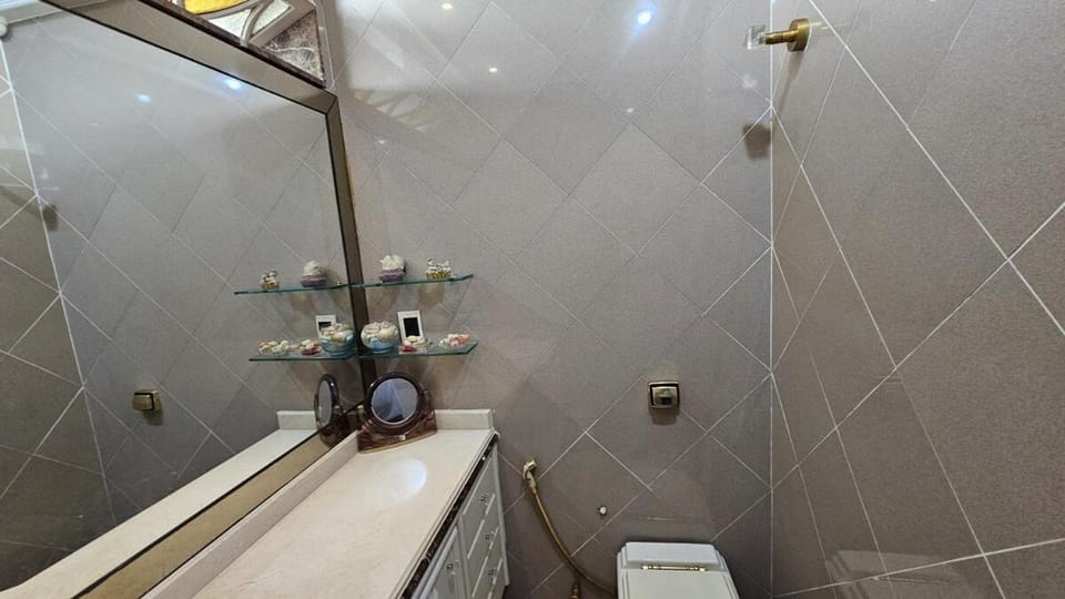 Premium in Copacabana ocean view 3 bedrooms and parking space Apartment in Rio de Janeiro