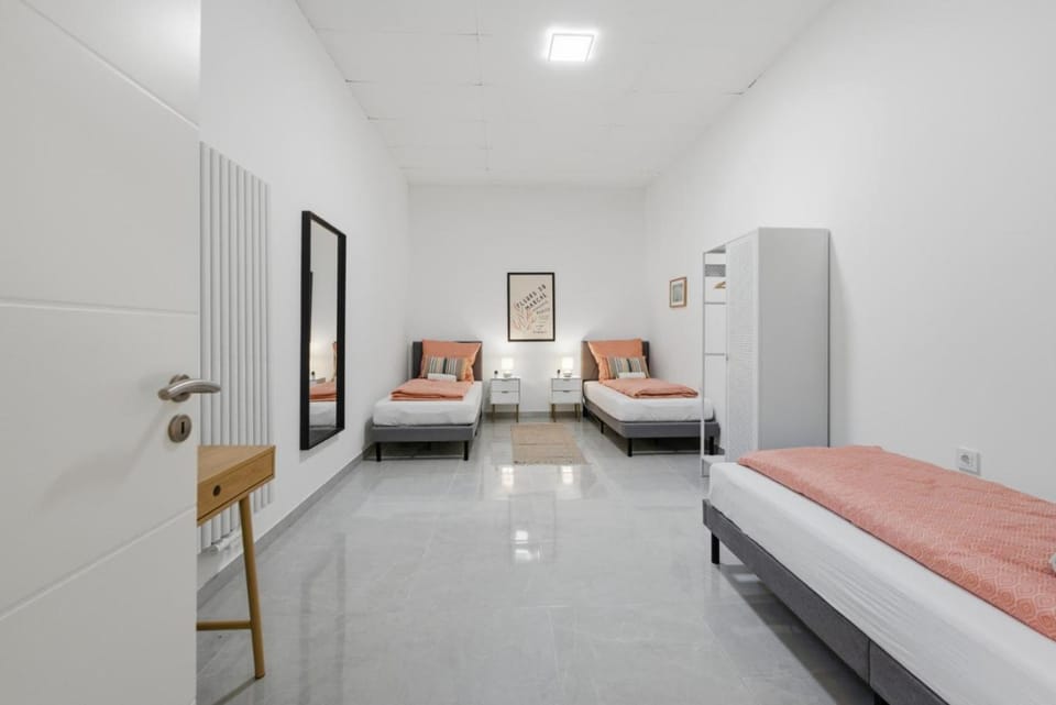 Yello Homes - Souterrain - Whirlpool - LuxuryStyle Apartment in Nuremberg