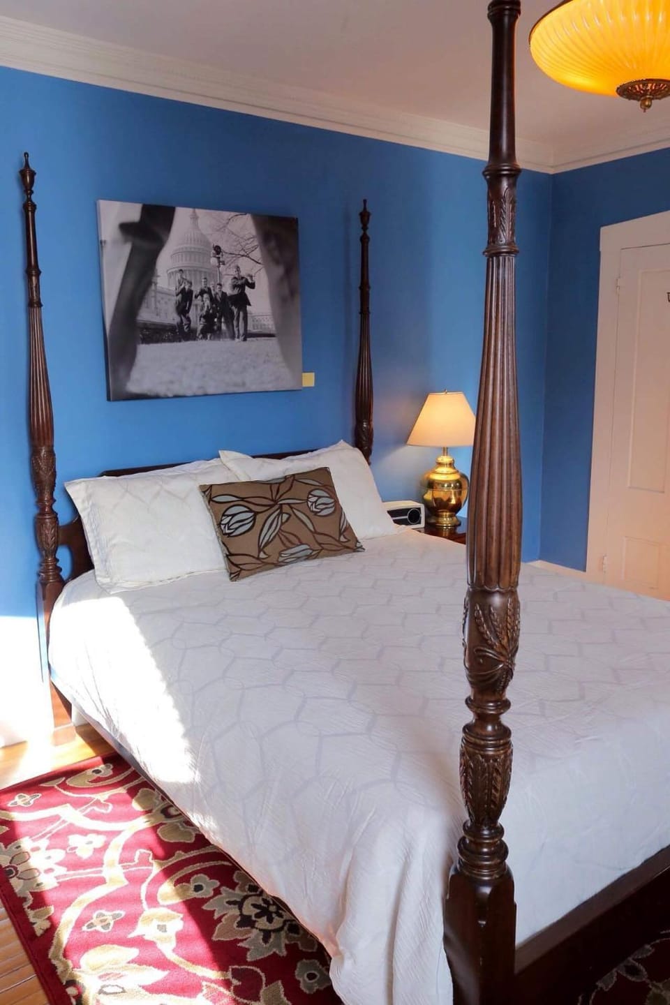 Photo of the whole room