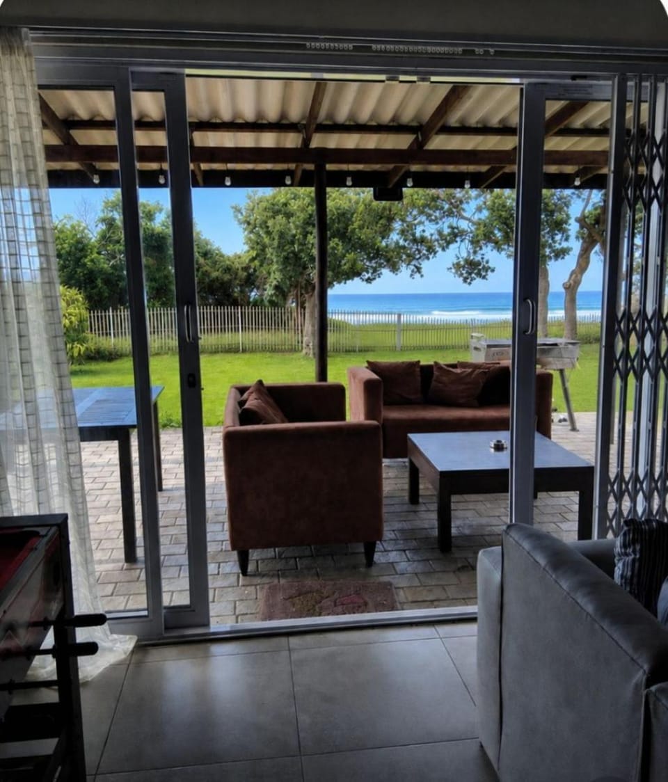 Serenity Six Beach House House in KwaZulu-Natal