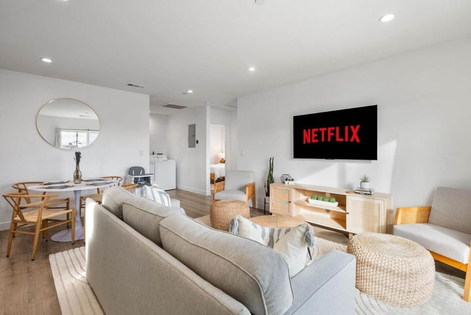 Luxe 3BR South Bay - Comfort and Close to Beach Apartment in Harbor City