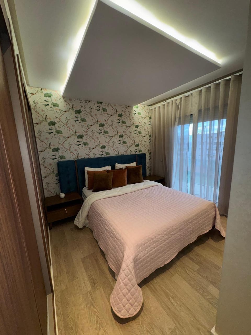 Balcony/Terrace, Photo of the whole room, Bedroom, wardrobe