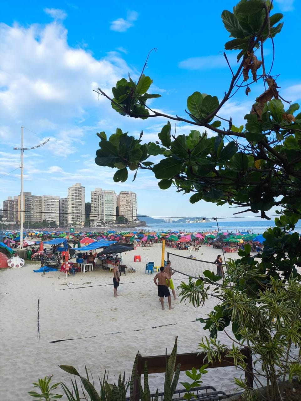 Apartment in the center of everything, 4 blocks from the beach Apartment in State of São Paulo