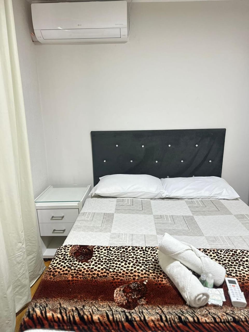 Quarto Suíte Na grande Florianopolis Bed and Breakfast in São José