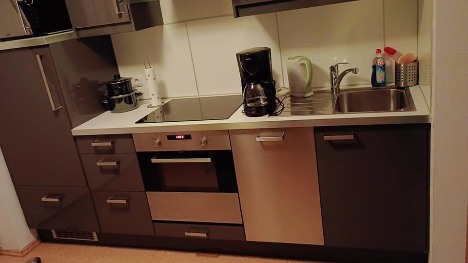 Coffee/tea facilities, Kitchen or kitchenette