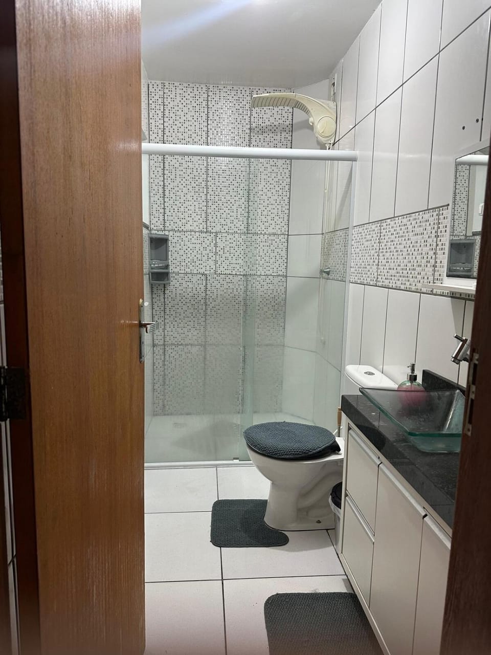 Ground floor apartment with air conditioning and barbecue area near the beaches Apartment in Florianopolis