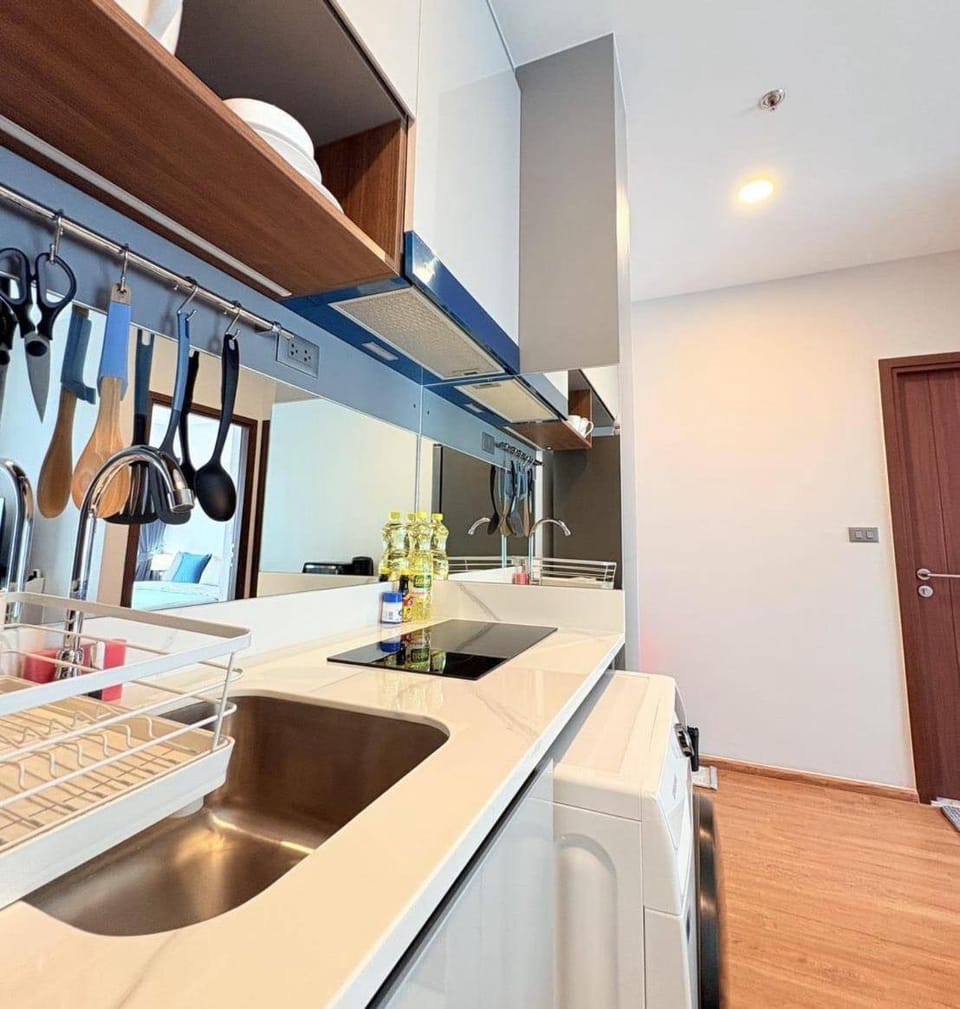 Arise Chiang Mai High Floor Pool Luxury Condo Free Pool Gym Monthly Rental 1 Bedroom 15F Apartment in Chiang Mai