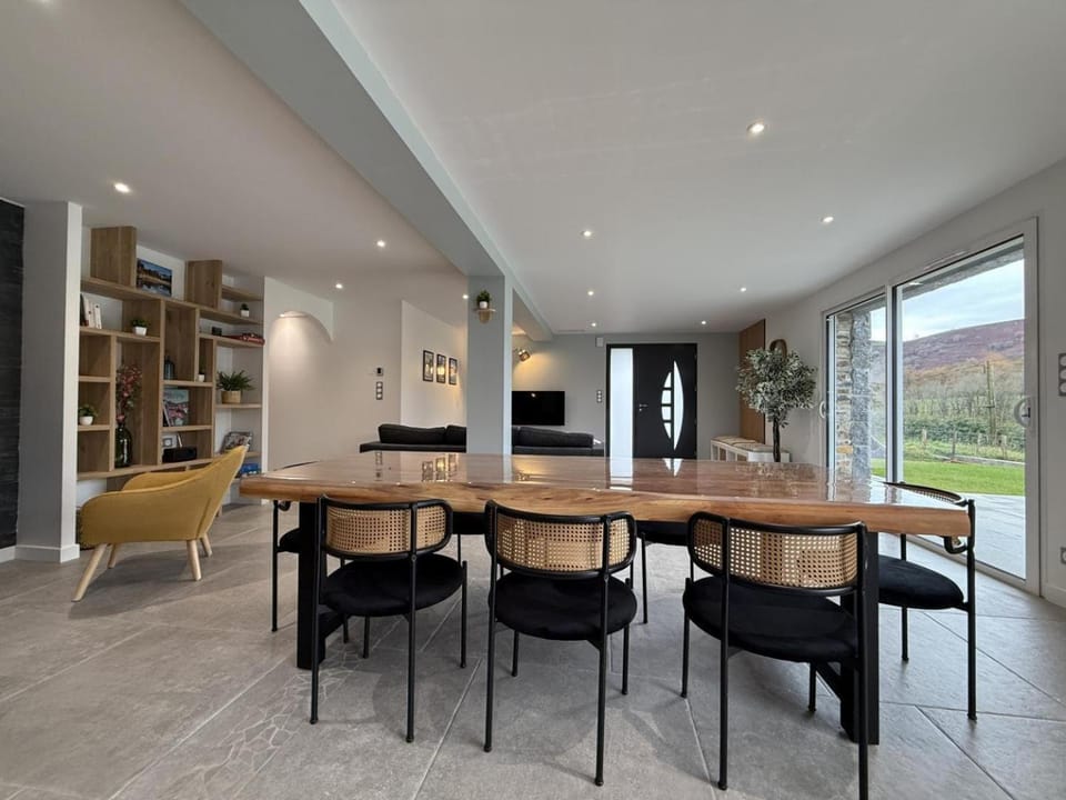 Ibarnia House in French Basque Country