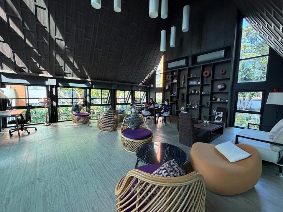 Chiang Mai Escent Ville A6 walk 200m to central festival free swimming gym Apartment in Chiang Mai