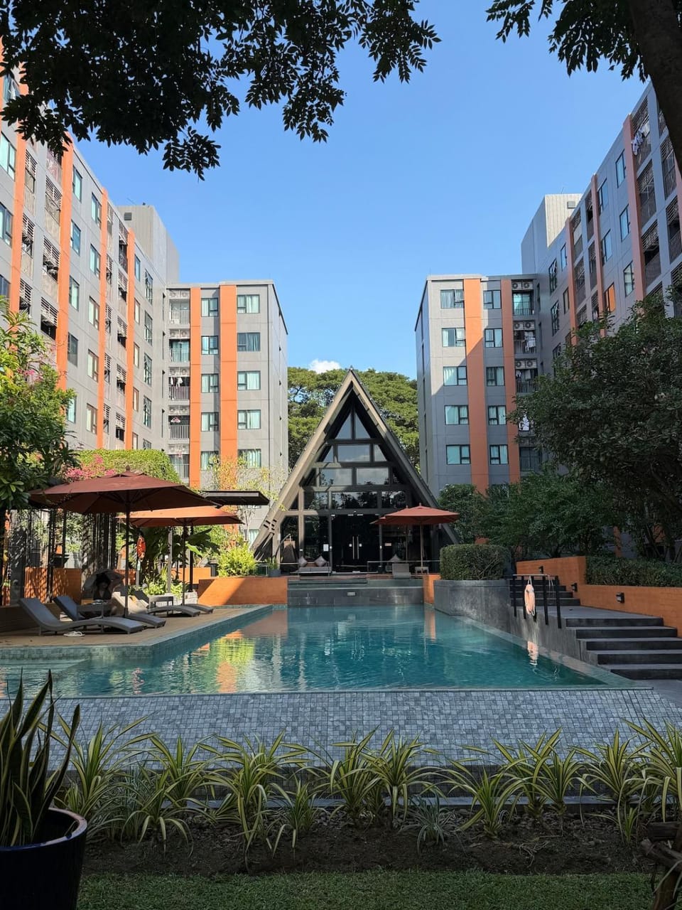 Escent ville 2BR 2BA walk 200m to Central Festival Convenient Location Free Pool Gym Long Term Rental Preferred A2 Apartment in Chiang Mai