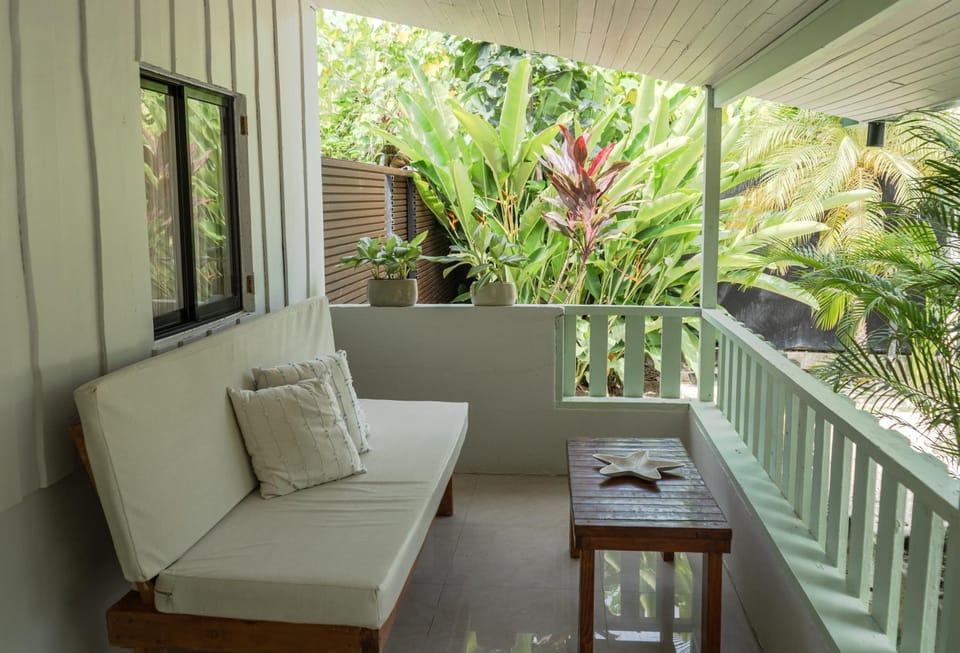 Patio, Day, Garden, Balcony/Terrace, Garden view