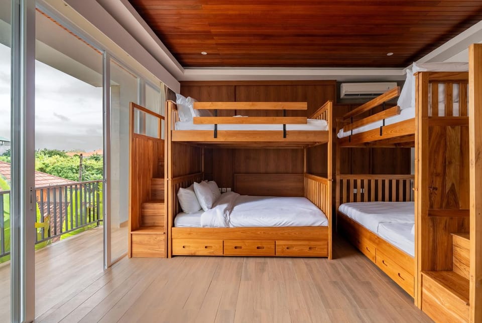 bunk bed