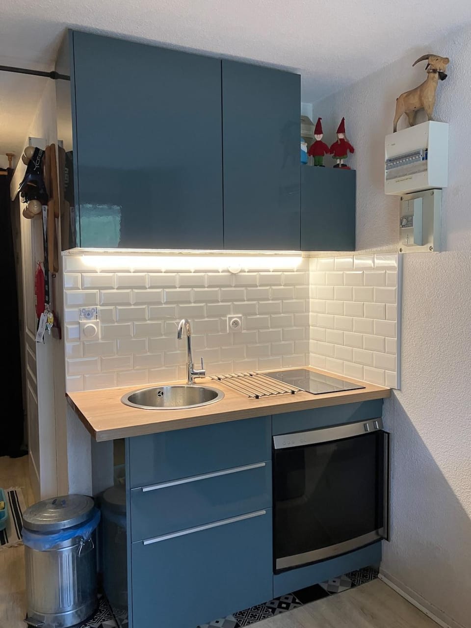oven, kitchen