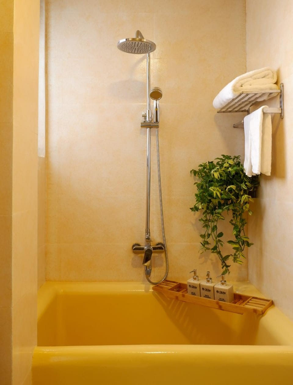 Shower, Bathroom, Bath, towels