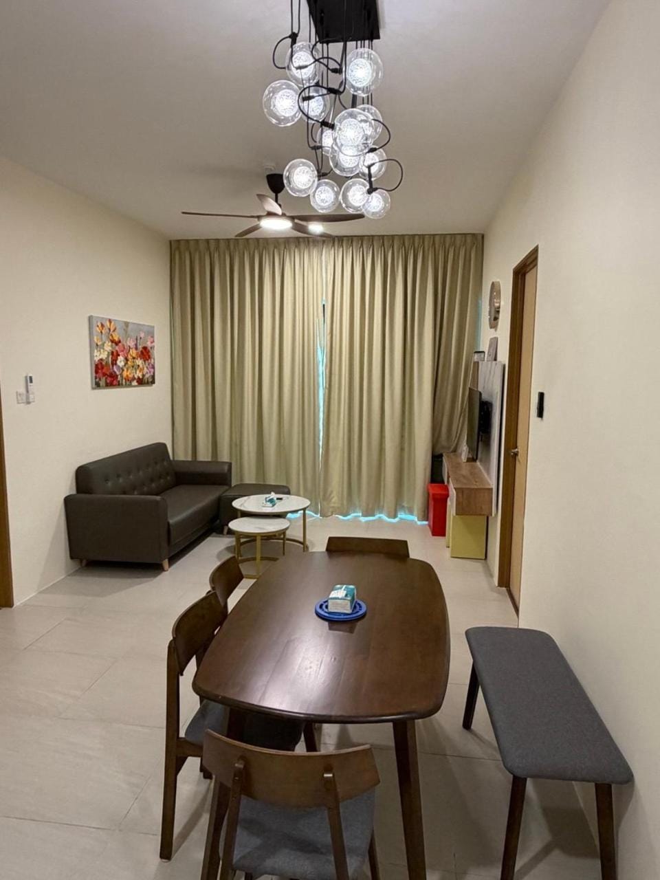 Kenny Hill Apartment, A perfect gateway 3R2B Apartment in Kuching