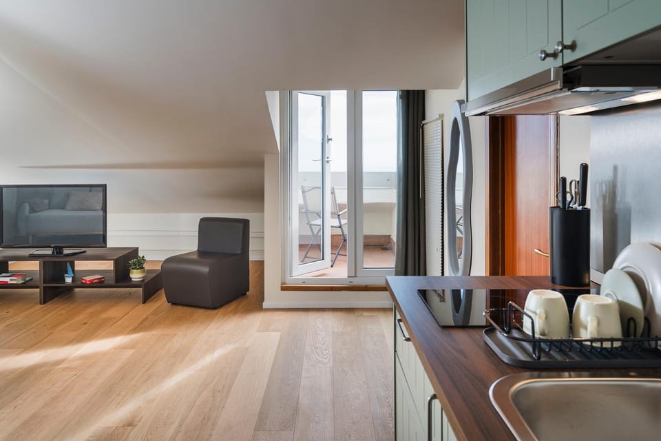 TV and multimedia, Balcony/Terrace, Sea view, kitchen